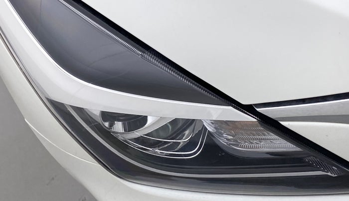 2022 Maruti Baleno ZETA PETROL 1.2, Petrol, Manual, 21,555 km, Right headlight - Minor scratches