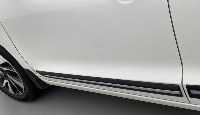 2022 Maruti Baleno ZETA PETROL 1.2, Petrol, Manual, 21,555 km, Front passenger door - Slightly dented