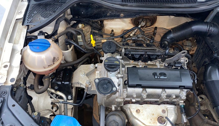 2017 Volkswagen Ameo HIGHLINE1.2L, Petrol, Manual, 1,02,380 km, Engine View - Right