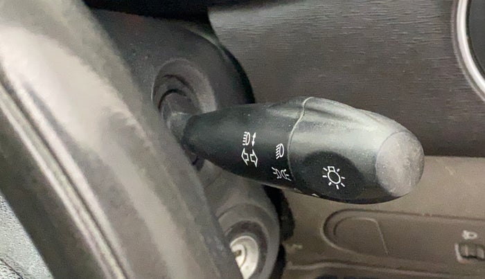 2011 Hyundai i10 SPORTZ 1.2, Petrol, Manual, 97,081 km, Combination switch - Turn Indicator not functional