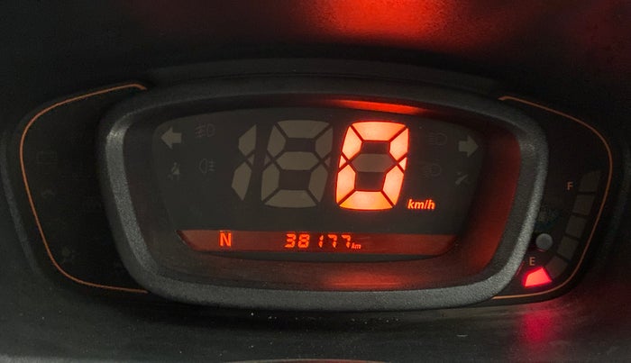 2017 Renault Kwid RXT 1.0 EASY-R AT OPTION, Petrol, Automatic, 38,155 km, Odometer Image