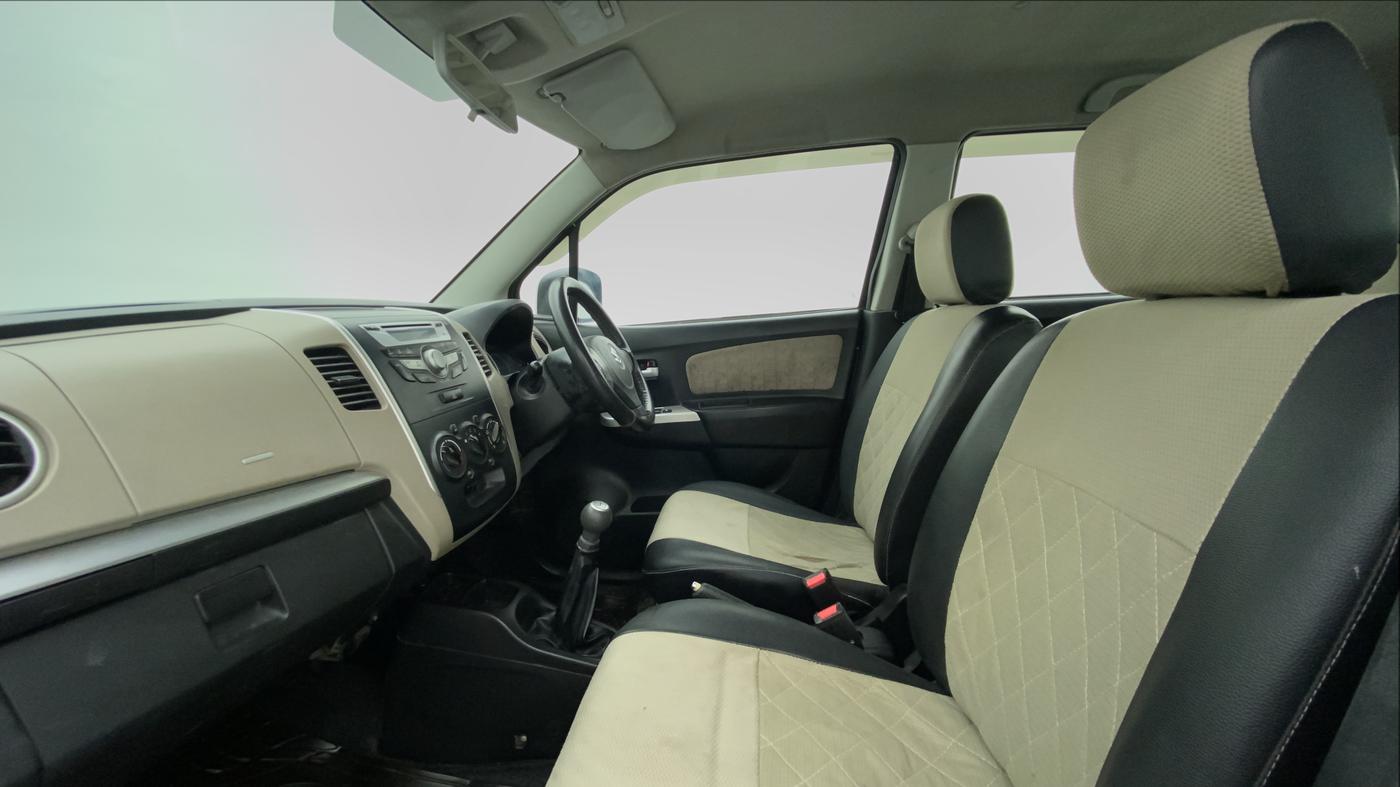 2015 Maruti Wagon R 1.0 VXI, CNG, Manual, 91,610 km, Right Side Front Door Cabin