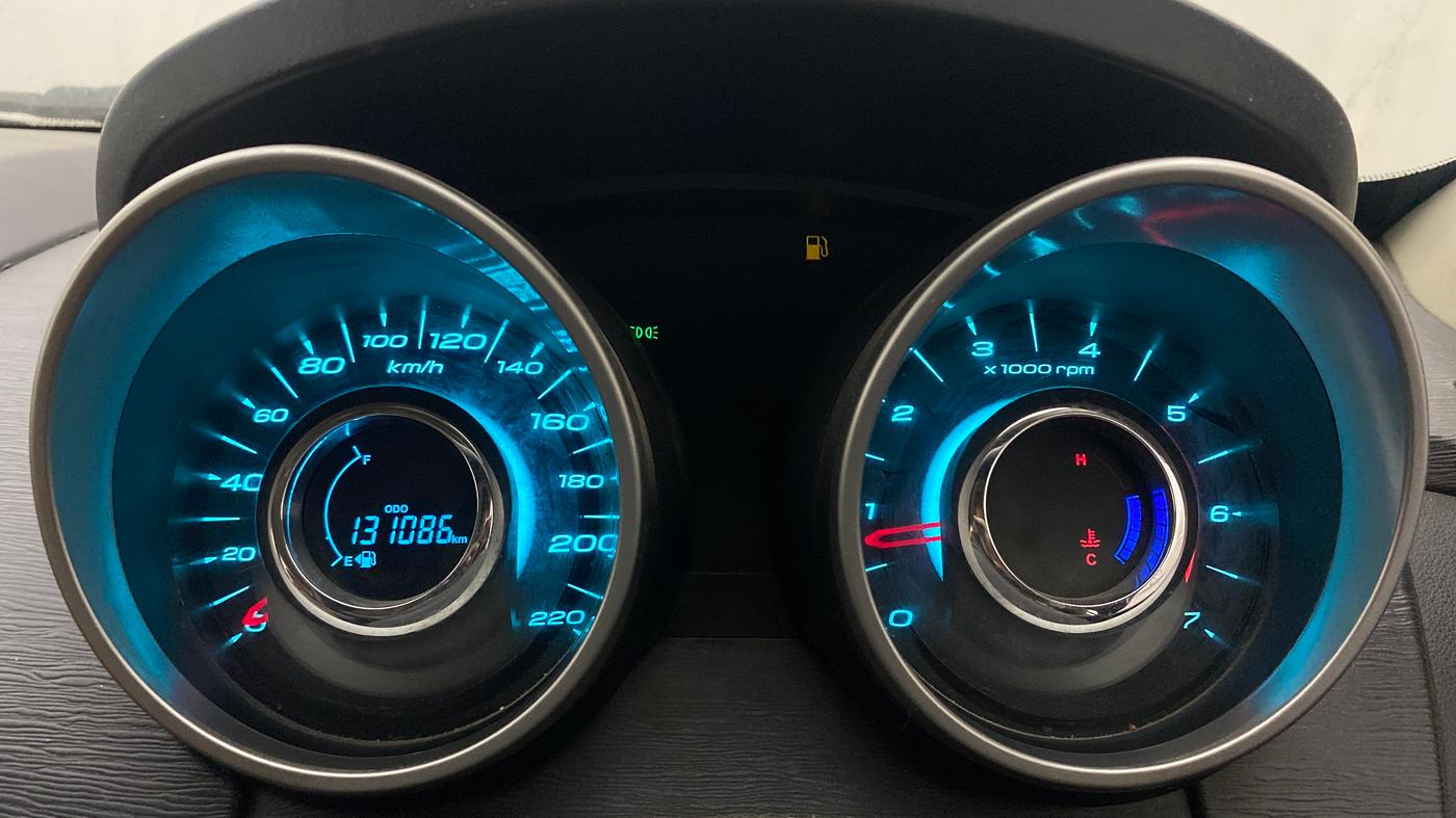 2018 Mahindra XUV500 W7, Diesel, Manual, 1,31,063 km, Odometer Image