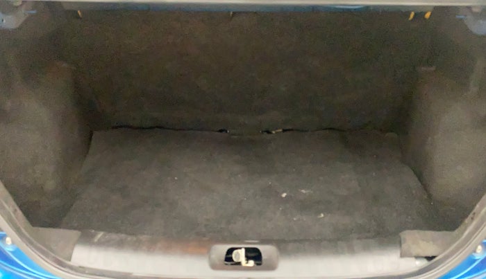 2012 Maruti Swift Dzire VDI, Diesel, Manual, 58,315 km, Boot Inside