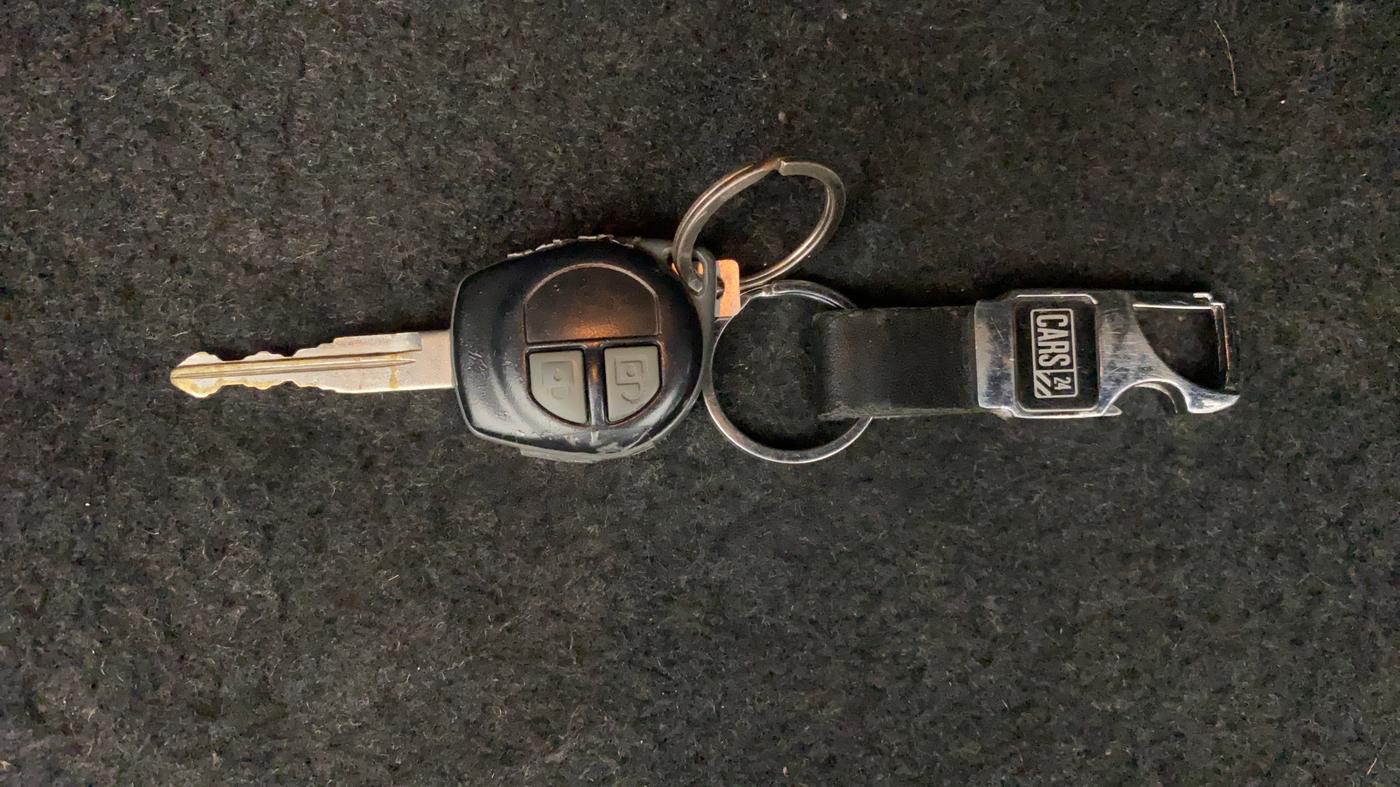 2012 Maruti Swift Dzire VDI, Diesel, Manual, 58,315 km, Key Close Up