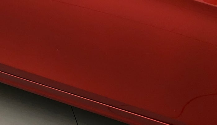 2017 Tata Tiago WIZZ EDITION PETROL, Petrol, Manual, 77,864 km, Driver-side door - Slightly dented
