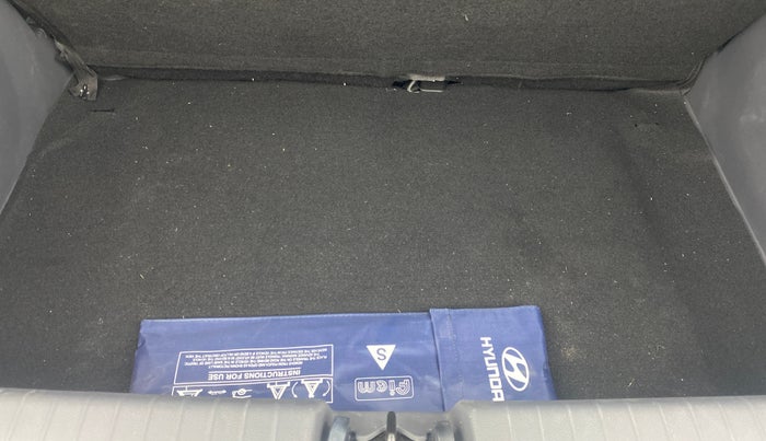 2025 Hyundai GRAND I10 NIOS ASTA AMT 1.2 KAPPA VTVT, Petrol, Automatic, 2,707 km, Boot Inside