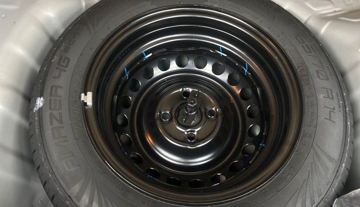 2025 Hyundai GRAND I10 NIOS ASTA AMT 1.2 KAPPA VTVT, Petrol, Automatic, 2,707 km, Spare Tyre