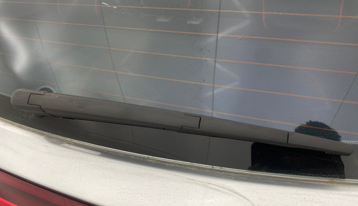 2025 Hyundai GRAND I10 NIOS ASTA AMT 1.2 KAPPA VTVT, Petrol, Automatic, 2,707 km, Rear Wiper