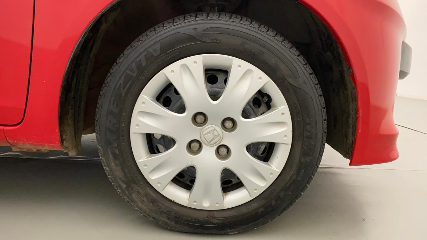 2015 Honda Brio S MT, Petrol, Manual, 34,043 km, Right Front Wheel