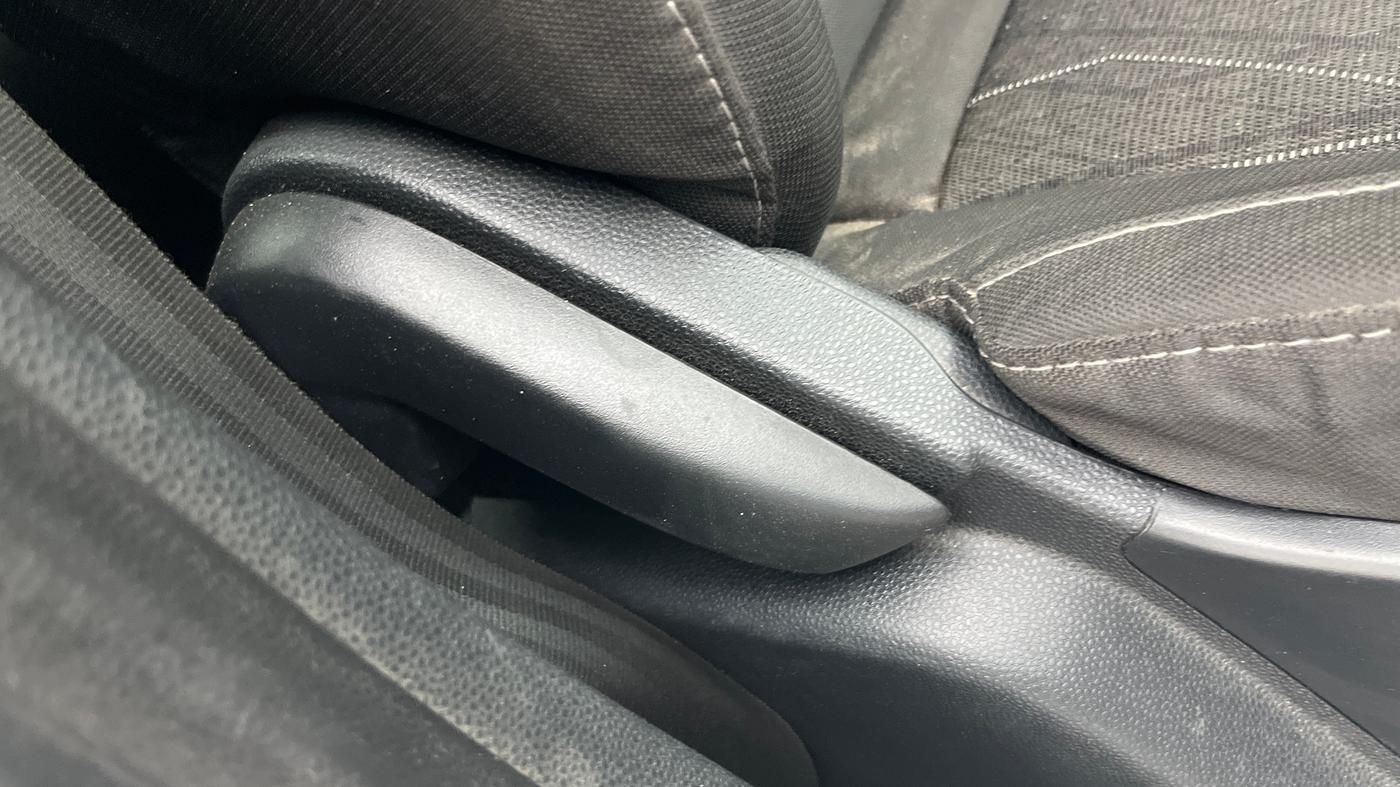 2018 Ford Ecosport TITANIUM 1.5L DIESEL, Diesel, Manual, 78,689 km, Driver Side Adjustment Panel