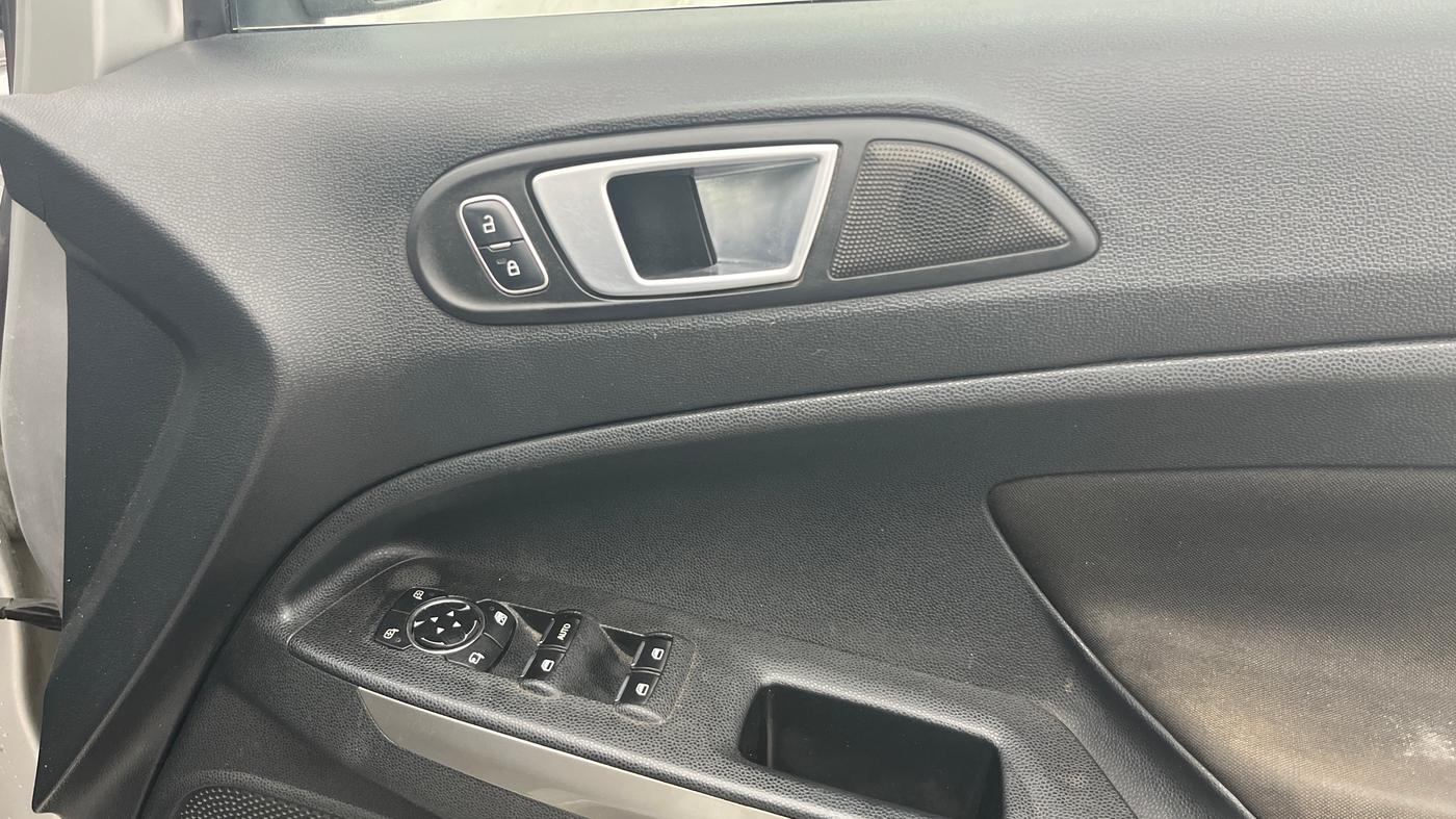 2018 Ford Ecosport TITANIUM 1.5L DIESEL, Diesel, Manual, 78,689 km, Driver Side Door Panels Control
