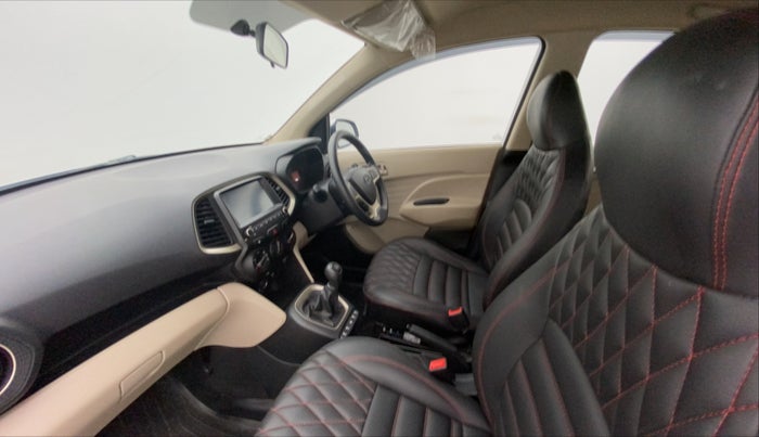 2019 Hyundai NEW SANTRO SPORTZ MT, Petrol, Manual, 7,358 km, Right Side Front Door Cabin
