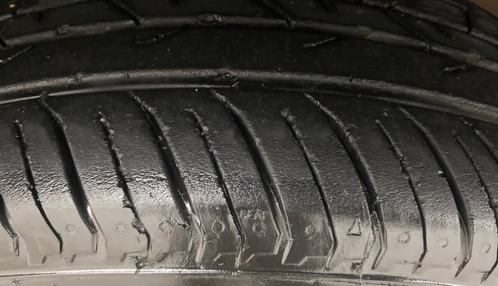 2024 Renault Kiger RXZ MT, Petrol, Manual, 14,005 km, Left Front Tyre Tread