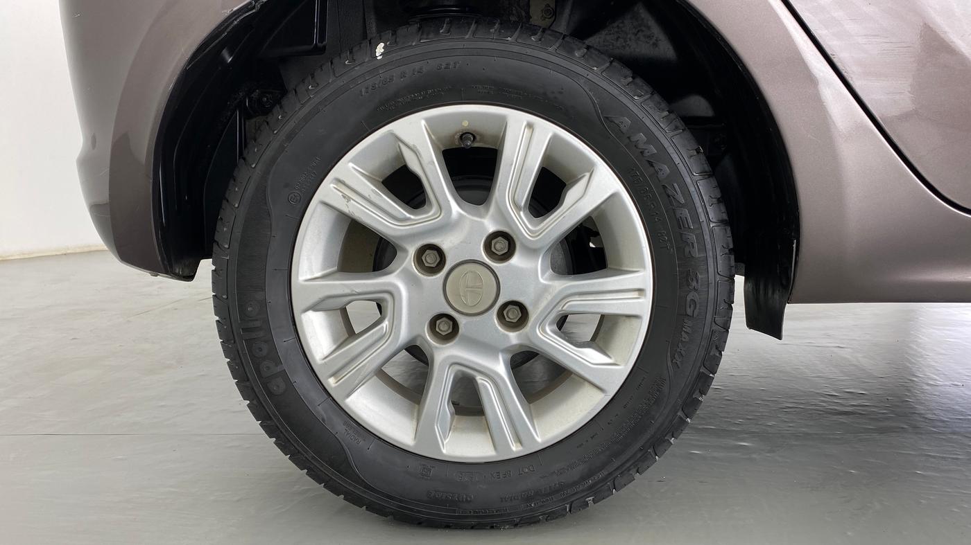 2018 Tata Tiago XZ 1.2 REVOTRON, Petrol, Manual, 12,249 km, Right Rear Wheel