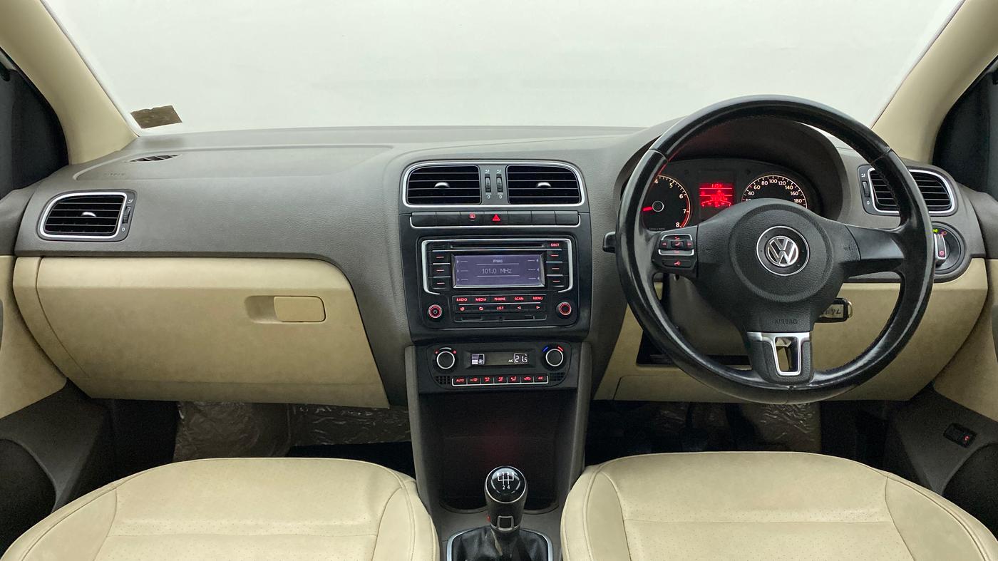2014 Volkswagen Vento HIGHLINE PETROL, Petrol, Manual, 49,637 km, Dashboard