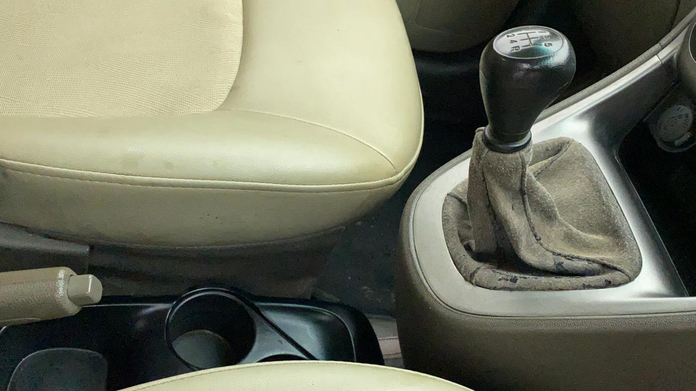 2012 Hyundai i10 MAGNA 1.2, Petrol, Manual, 52,347 km, Gear Lever