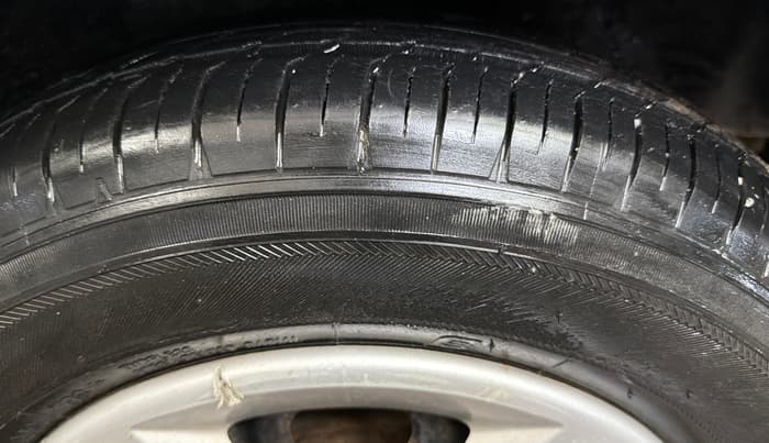 2018 Renault Kwid RXL, Petrol, Manual, 42,920 km, Left Rear Tyre Tread