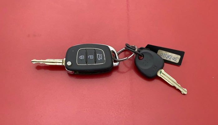 2016 Hyundai Elite i20 SPORTZ 1.2, Petrol, Manual, 86,447 km, Key Close Up