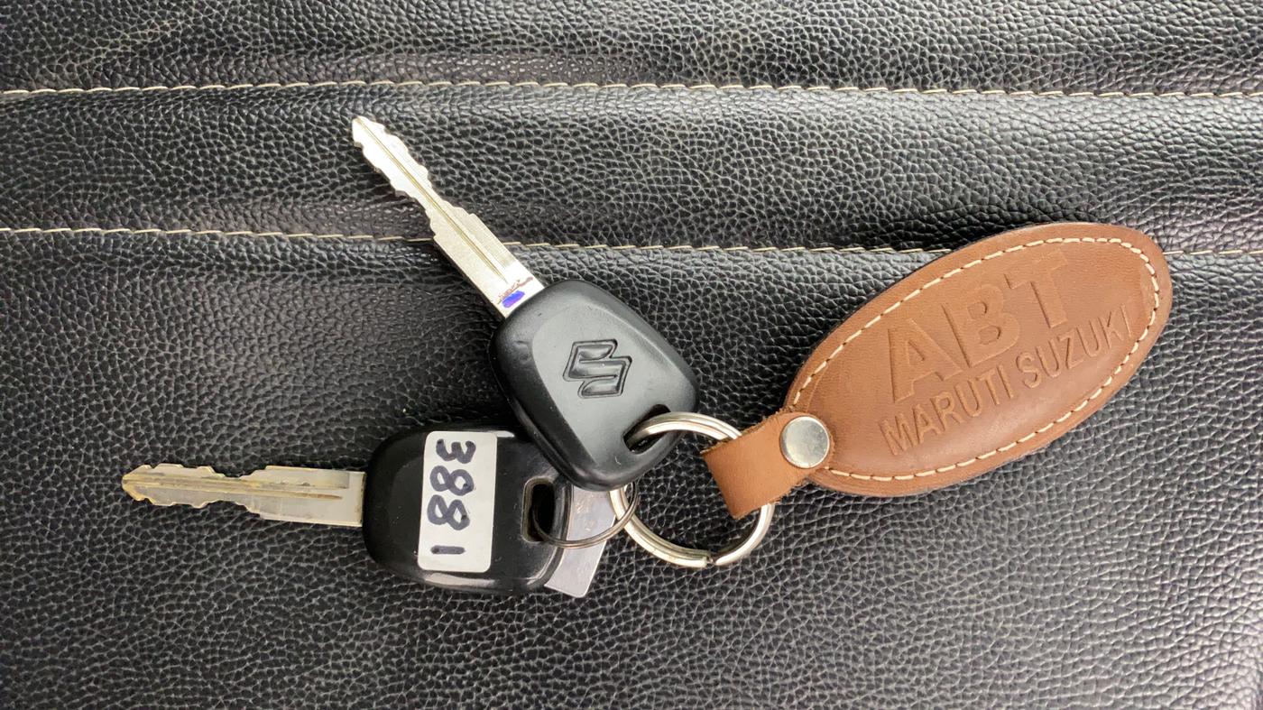 2014 Maruti Celerio VXI, Petrol, Manual, 15,355 km, Key Close Up