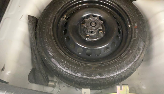 2017 Hyundai Grand i10 SPORTZ 1.2 KAPPA VTVT, Petrol, Manual, 1,27,820 km, Spare Tyre