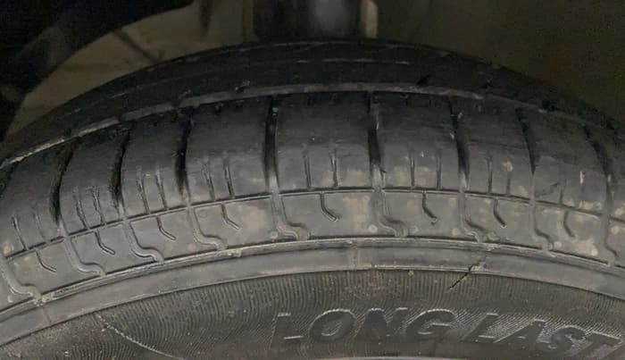 2020 Maruti Dzire VXI, Petrol, Manual, 62,459 km, Left Front Tyre Tread