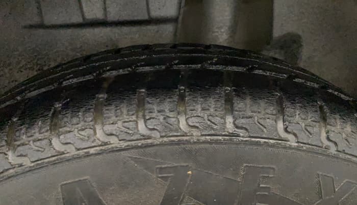 2020 Maruti Dzire VXI, Petrol, Manual, 62,459 km, Left Rear Tyre Tread