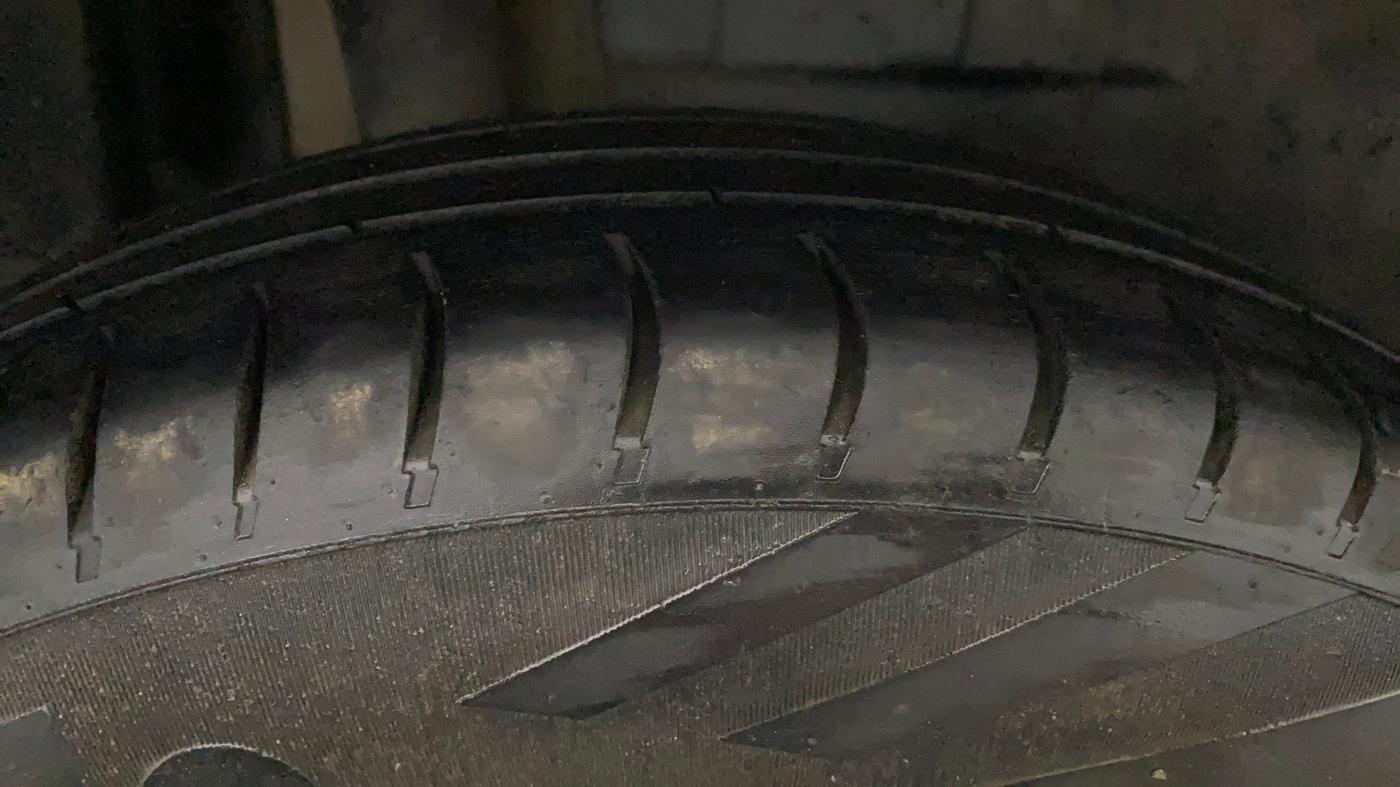 2020 Maruti Dzire VXI, Petrol, Manual, 62,459 km, Right Rear Tyre Tread