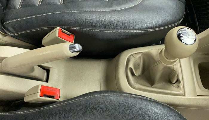 2016 Maruti Swift Dzire VXI OPT, Petrol, Manual, 69,808 km, Gear Lever