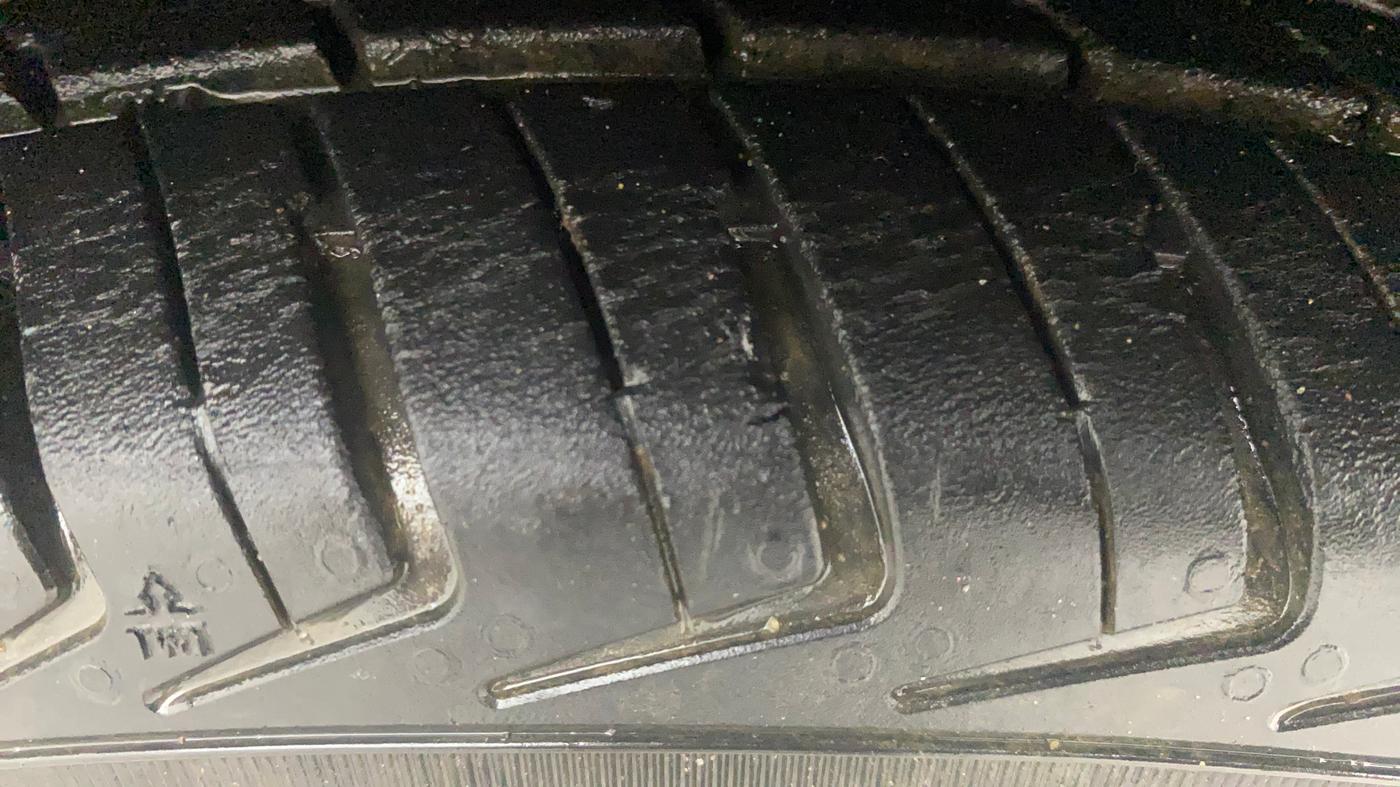 2019 Datsun Redi Go S 1.0 AMT, Petrol, Automatic, 15,581 km, Left Front Tyre Tread