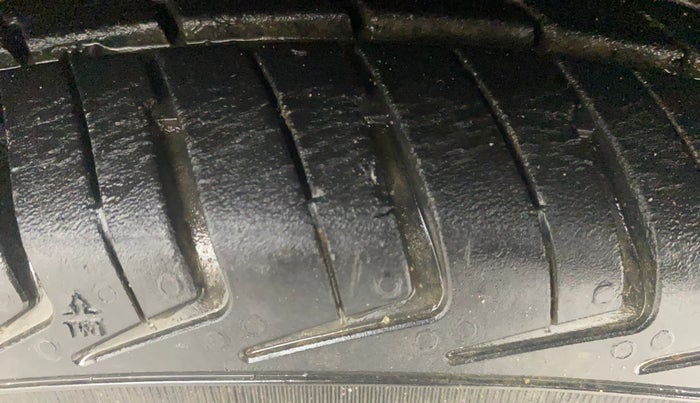 2019 Datsun Redi Go S 1.0 AMT, Petrol, Automatic, 15,581 km, Left Front Tyre Tread