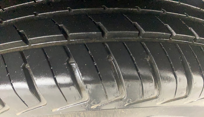 2019 Datsun Redi Go S 1.0 AMT, Petrol, Automatic, 15,581 km, Left Rear Tyre Tread