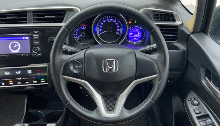2017 Honda Jazz 1.2 V MT, Petrol, Manual, 17,098 km, Steering Wheel Close Up