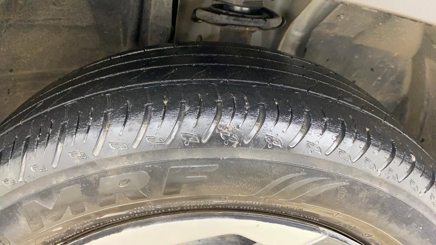 2021 Nissan MAGNITE XL, Petrol, Manual, 54,571 km, Right Front Tyre Tread