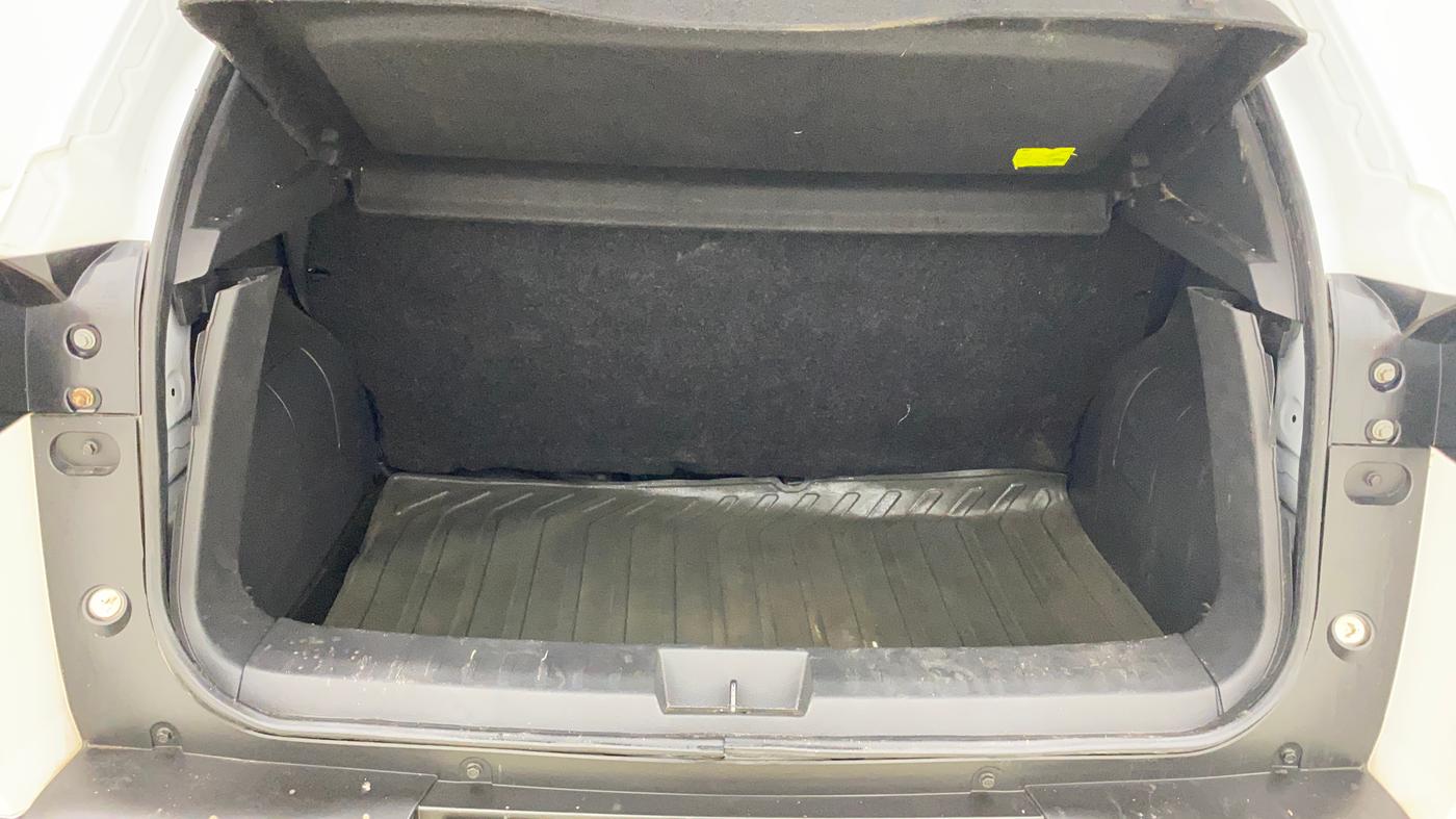 2021 Nissan MAGNITE XL, Petrol, Manual, 54,571 km, Boot Inside