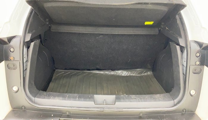 2021 Nissan MAGNITE XL, Petrol, Manual, 54,571 km, Boot Inside