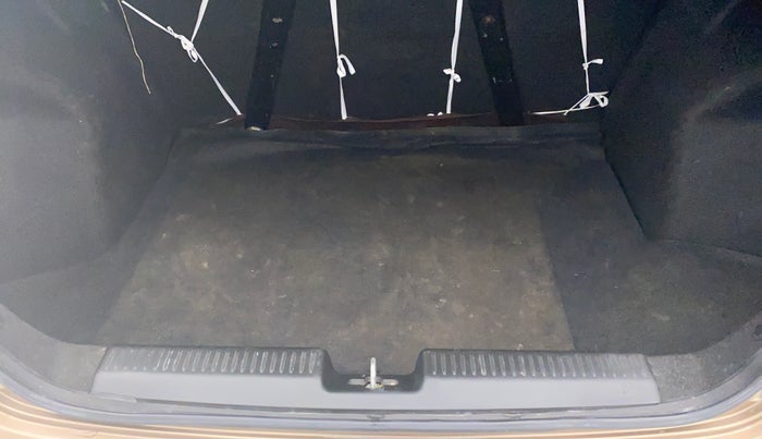2017 Maruti Dzire ZDI Plus, Diesel, Manual, 60,734 km, Boot Inside View