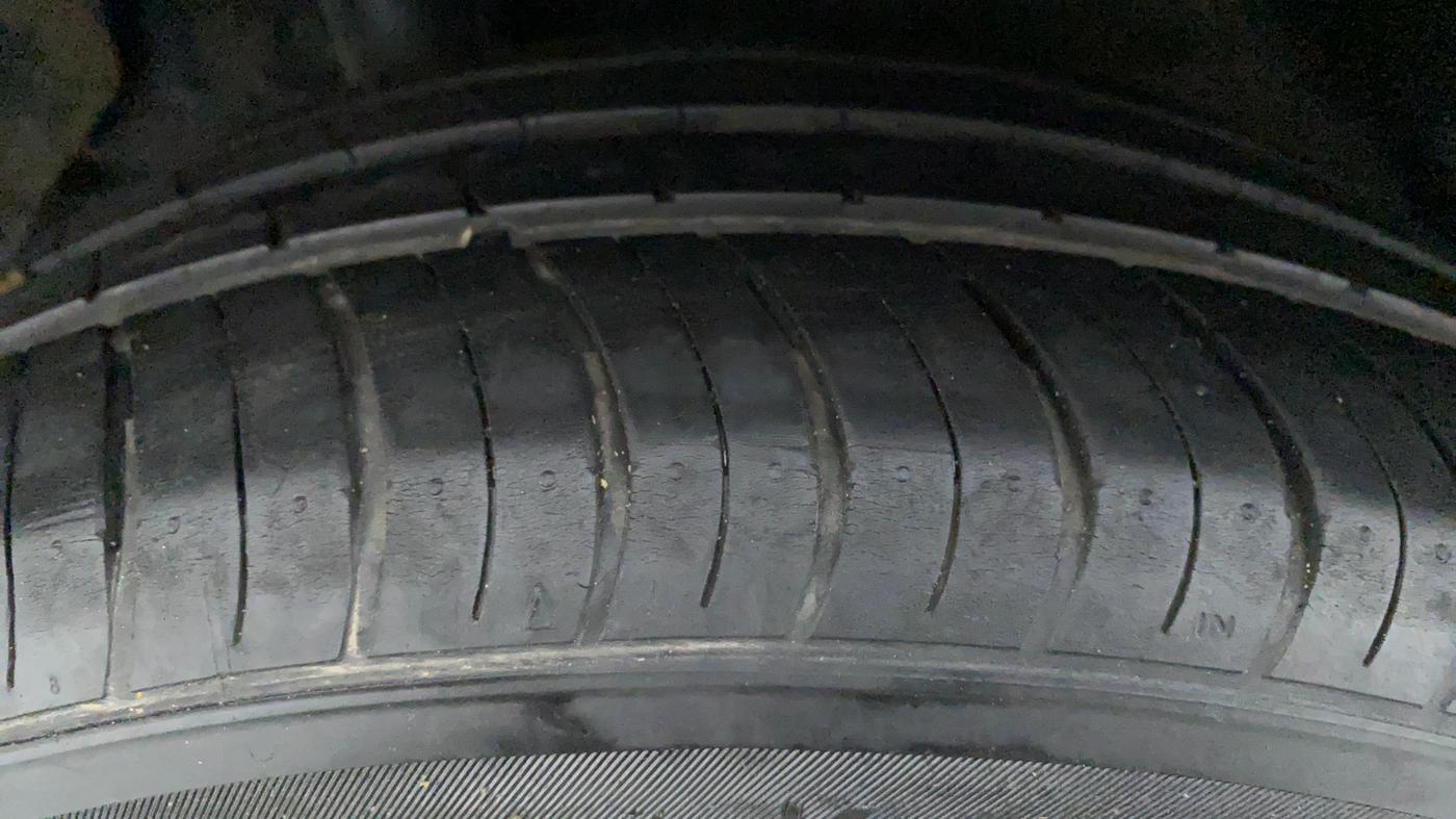 2018 Hyundai New Elantra 1.6 SX AT O, Diesel, Automatic, 45,353 km, Right Rear Tyre Tread