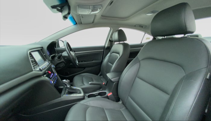2018 Hyundai New Elantra 1.6 SX AT O, Diesel, Automatic, 45,353 km, Right Side Front Door Cabin