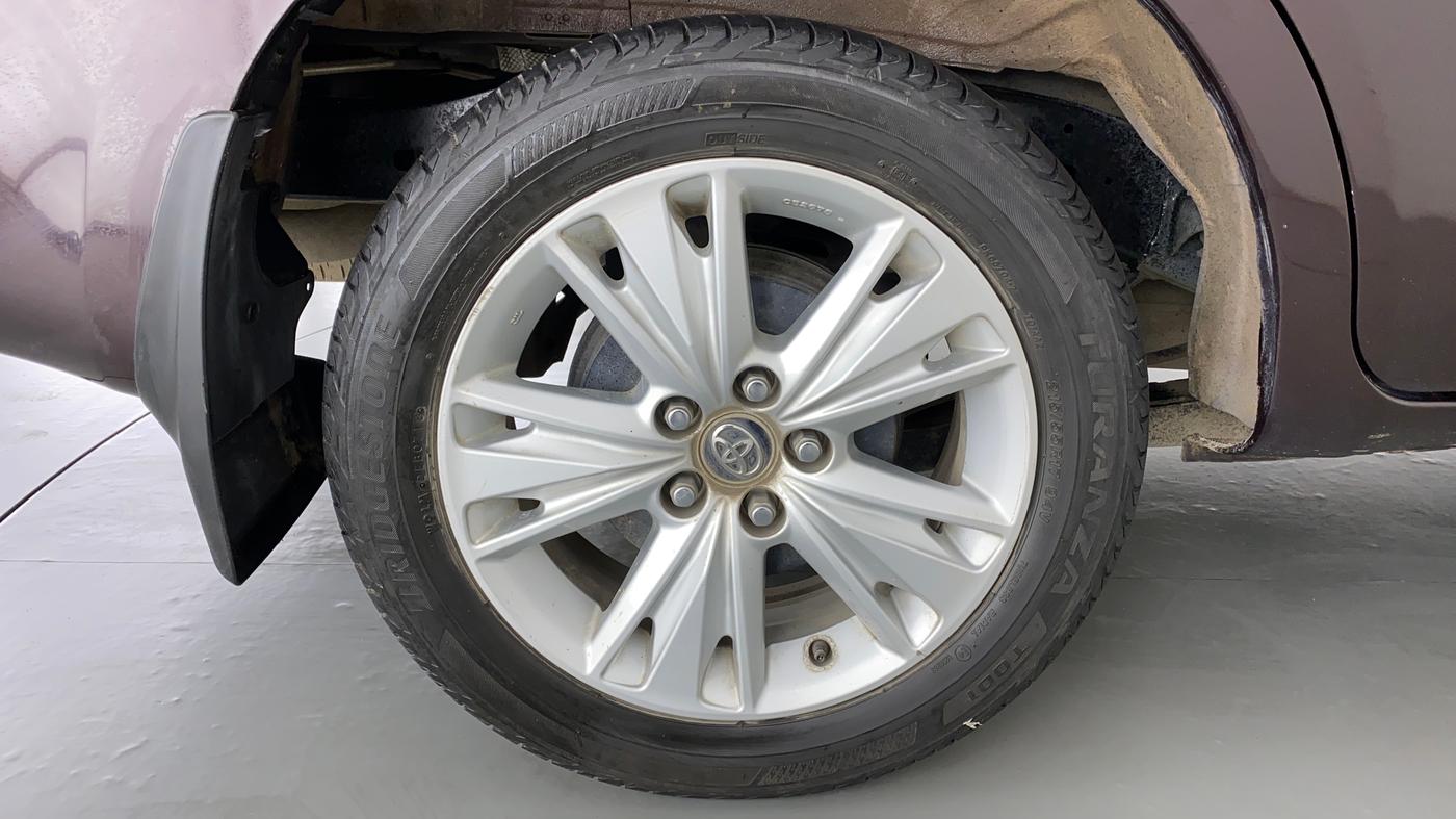 2018 Toyota Innova Crysta 2.8 ZX AT 7 STR, Diesel, Automatic, 40,703 km, Right Rear Wheel
