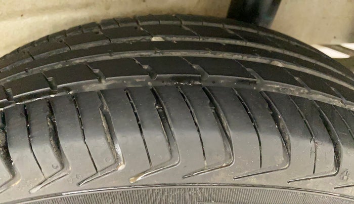 2023 Maruti New Wagon-R LXI CNG 1.0, CNG, Manual, 25,432 km, Left Rear Tyre Tread