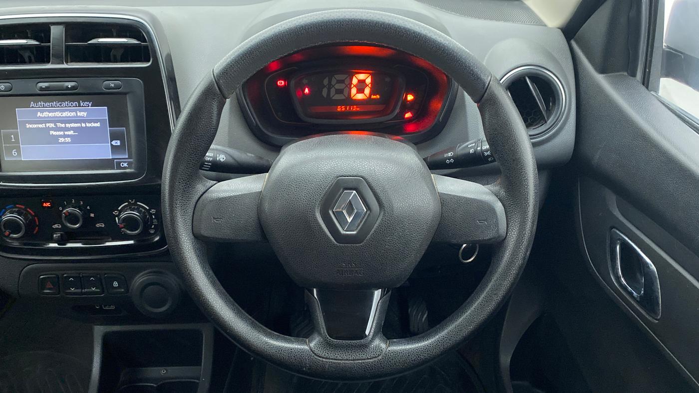 2019 Renault Kwid RXT 1.0 (O), Petrol, Manual, 65,307 km, Steering Wheel Close Up