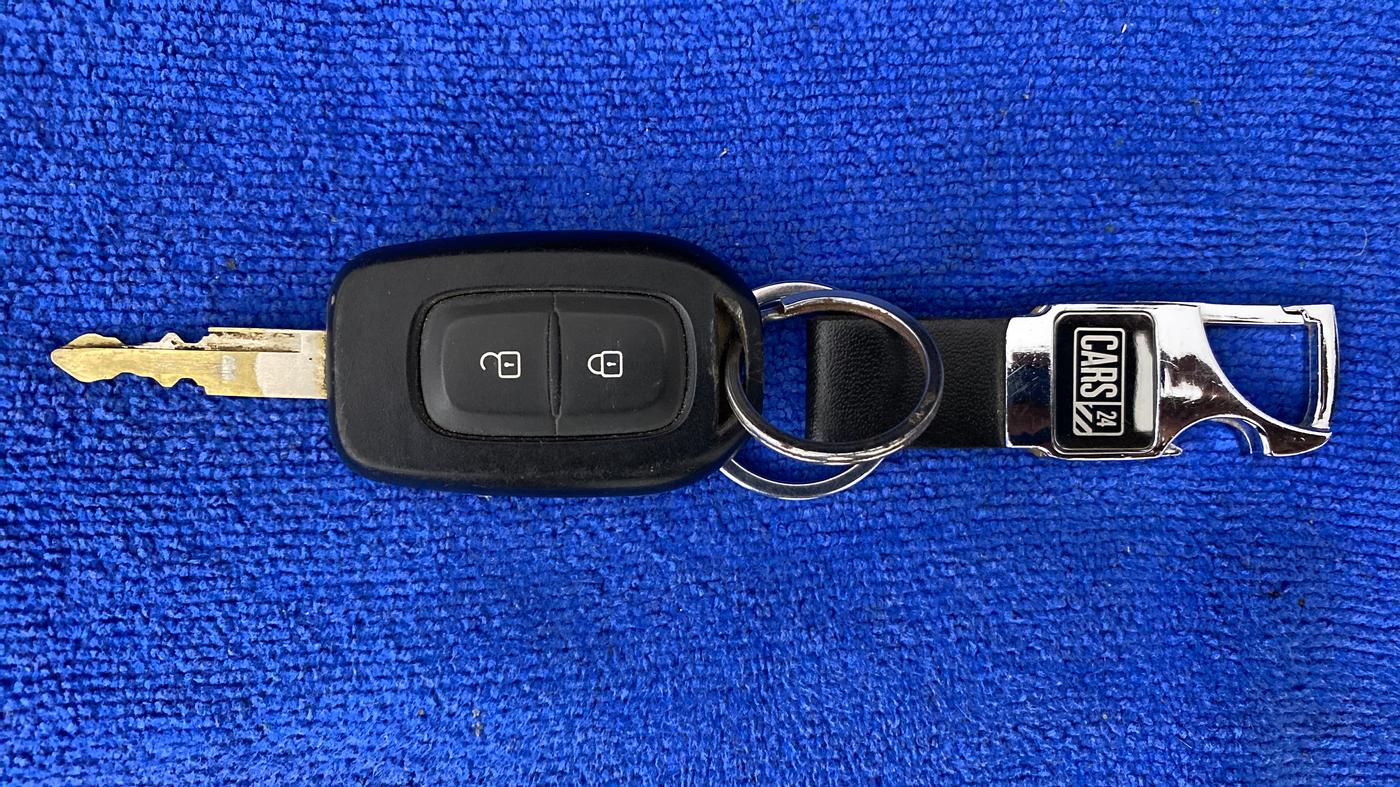 2019 Renault Kwid RXT 1.0 (O), Petrol, Manual, 65,307 km, Key Close Up