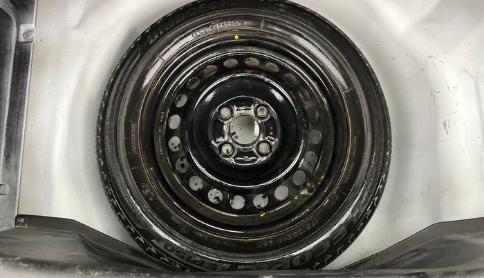 2014 Maruti Swift VXI, Petrol, Manual, 87,178 km, Spare Tyre