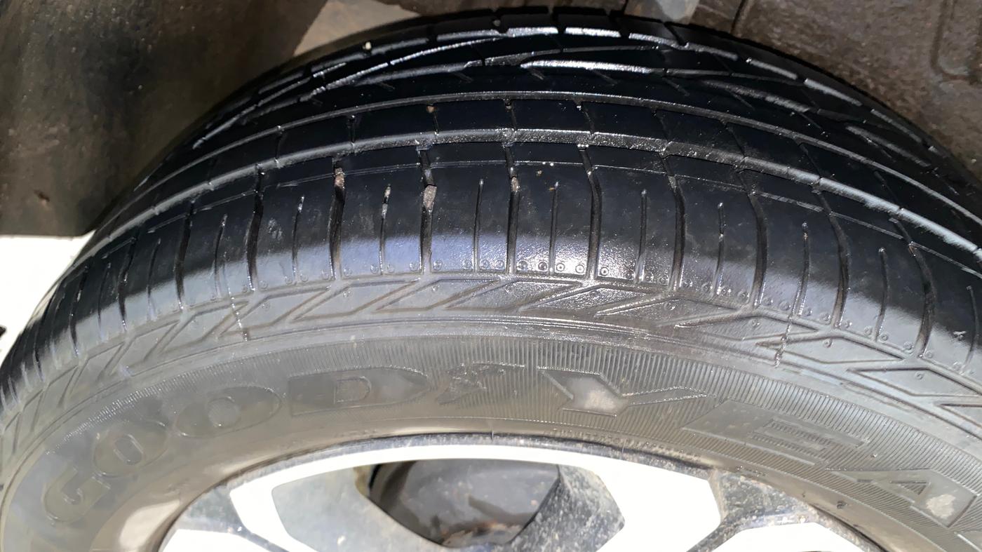 2023 Tata NEXON XZA PLUS PETROL, Petrol, Automatic, 21,880 km, Right Rear Tyre Tread