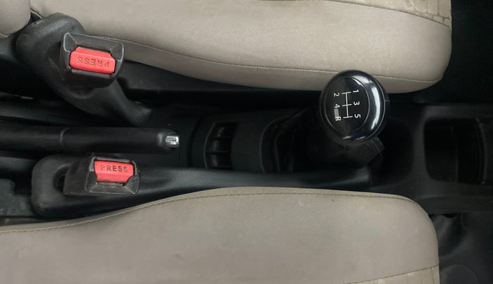 2013 Maruti Wagon R 1.0 VXI, Petrol, Manual, 47,083 km, Gear Lever
