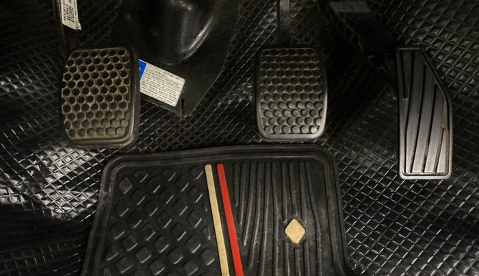 2021 Maruti Alto LXI O, Petrol, Manual, 46,333 km, Pedals