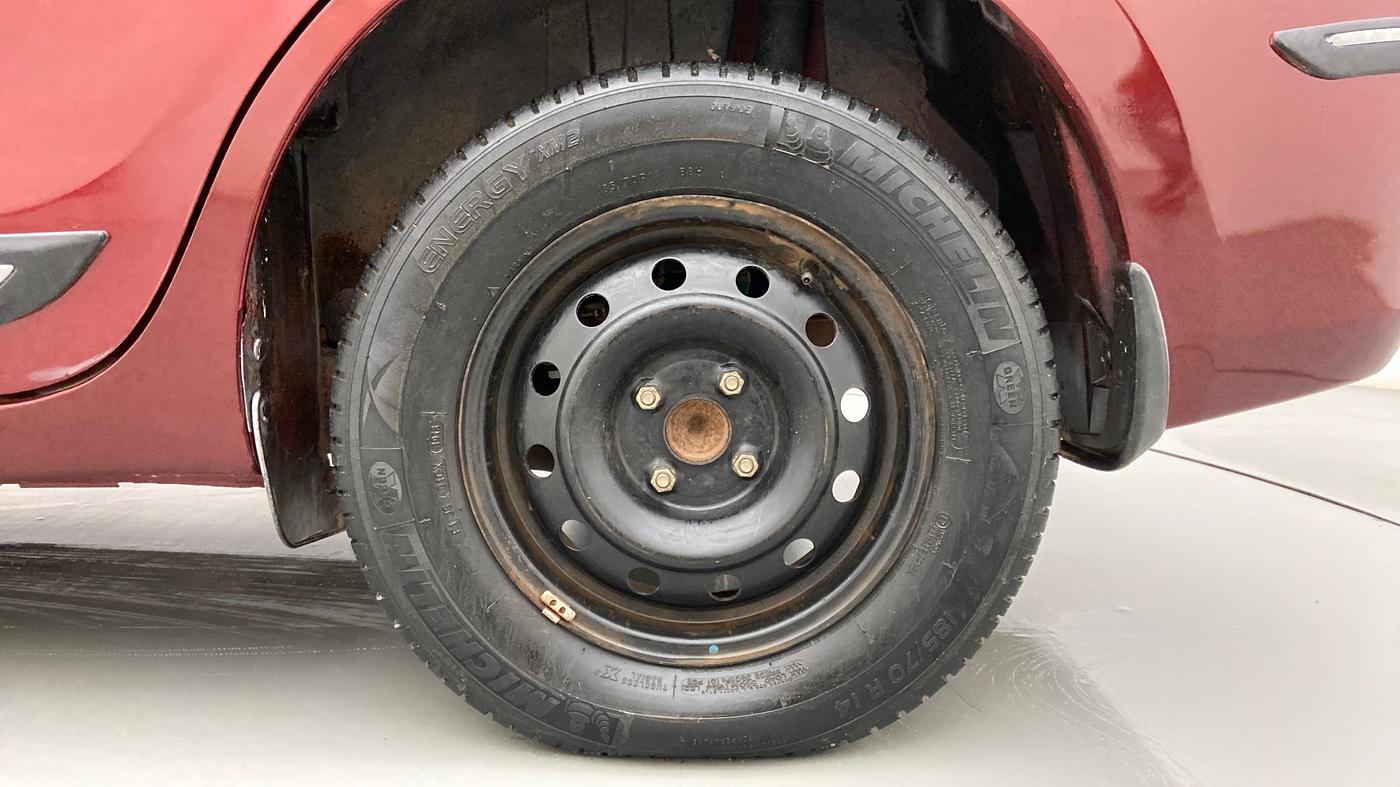 2017 Maruti Dzire VXI, Petrol, Manual, 60,068 km, Left Rear Wheel