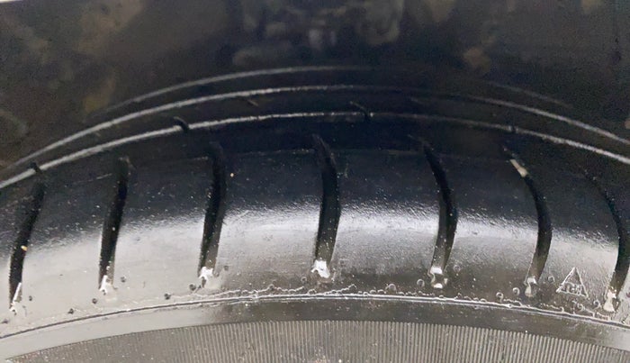 2019 Maruti Celerio VXI CNG OPT, CNG, Manual, 71,910 km, Right Front Tyre Tread