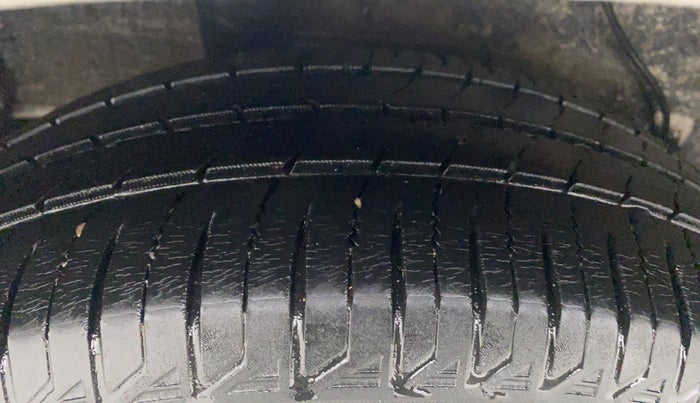 2019 Maruti Celerio VXI CNG OPT, CNG, Manual, 71,910 km, Right Rear Tyre Tread